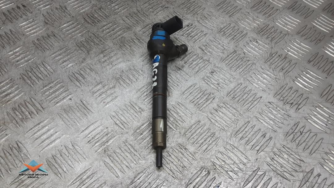 форсунка Skoda Octavia 3 поколение (A7) 2014, 1.6 л., дизель, АКПП, хетчбэк 5 дв., 0445110477, 04L130277AJ - фото №1