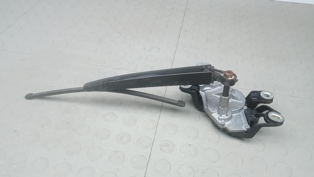 моторчик заднего стеклоочистителя (дворника) SEAT Alhambra 2 поколение 2014, 2.0 л., дизель, МКПП, минивэн, 5K6955711B - фото №1