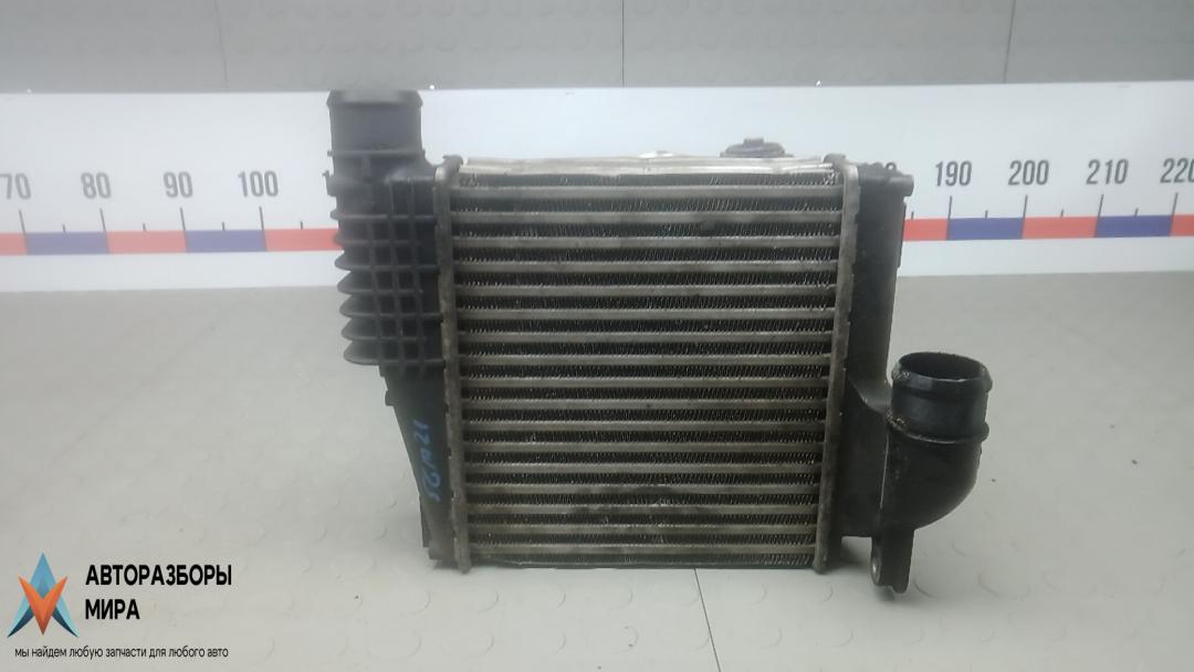 радиатор интеркулера Peugeot 308 T9 2015, 1.6 л., дизель, МКПП, универсал - фото №1