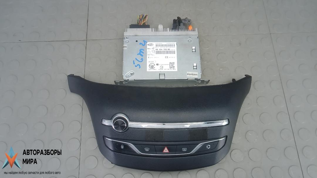 магнитола Peugeot 308 T9 2015, 1.6 л., дизель, МКПП, универсал, 9810476280 - фото №1