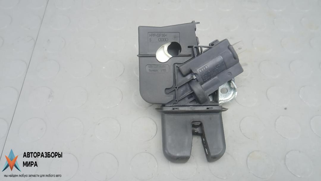 замок багажника Audi A4 B8/8K 2009, 2.0 л., дизель, МКПП, седан, 4E0827645A - фото №1