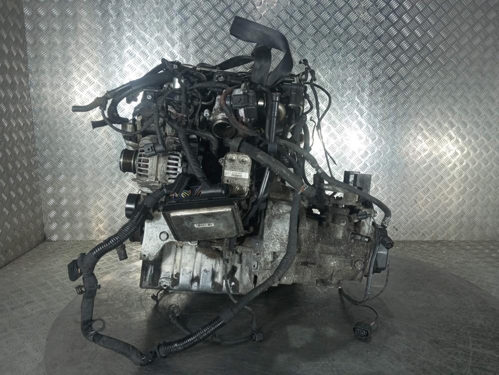 двигатель Volkswagen Polo 5 поколение 2011, цвет, CFW - фото №1