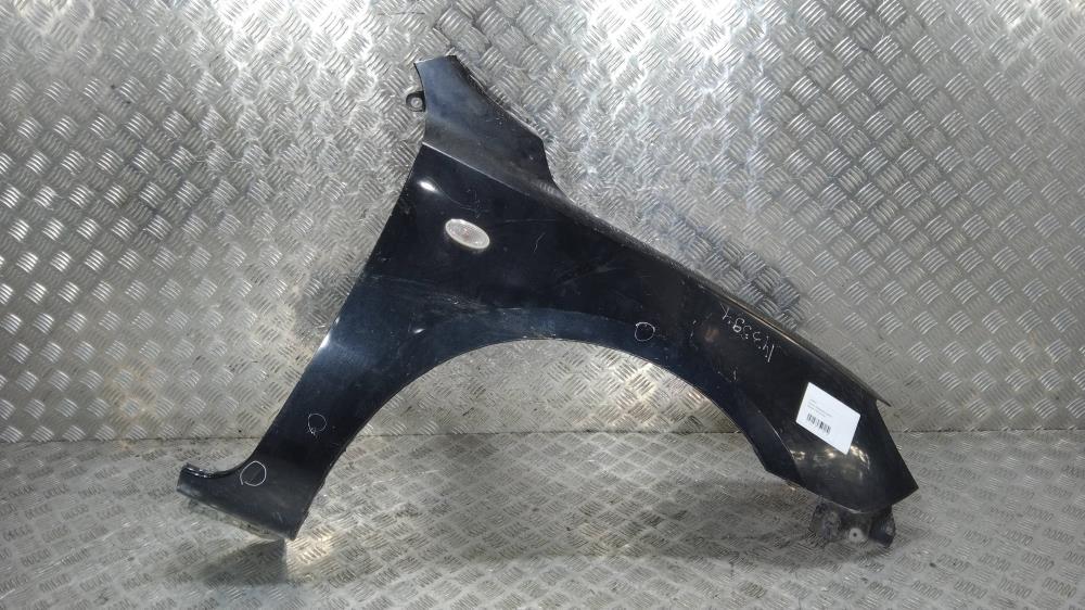 крыло переднее правое Mazda 3 BK 2005, цвет, хетчбэк 5 дв. - фото №1