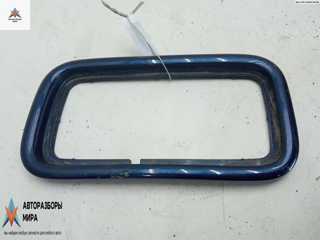 рамка фары противотуманной левой Mitsubishi Lancer 9 поколение 2004, 2.0 л., бензин, МКПП, синий, универсал, MN175979 - фото №1