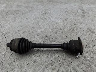 полуось передняя левая (приводной вал, ШРУС) Volkswagen Sharan 1 поколение [рестайлинг] 2000, 1.8 л., бензин, АКПП, зелёный, минивэн