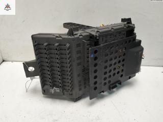 блок предохранителей Renault Laguna 1 поколение [рестайлинг] 1999, 1.6 л., бензин, МКПП, серый, хетчбэк 5 дв., 7700427845