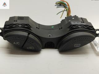 кнопка обогрева заднего стекла Ford Focus 1 поколение 1999, 1.8 л., бензин, МКПП, серый, хетчбэк 5 дв., 98AC19A945BF