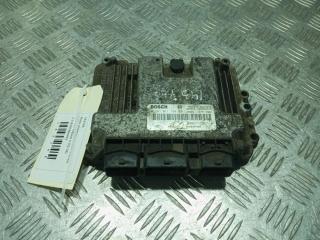 Блок управления двигателем Renault Espace 4 поколение 2004, цвет, 8200384493