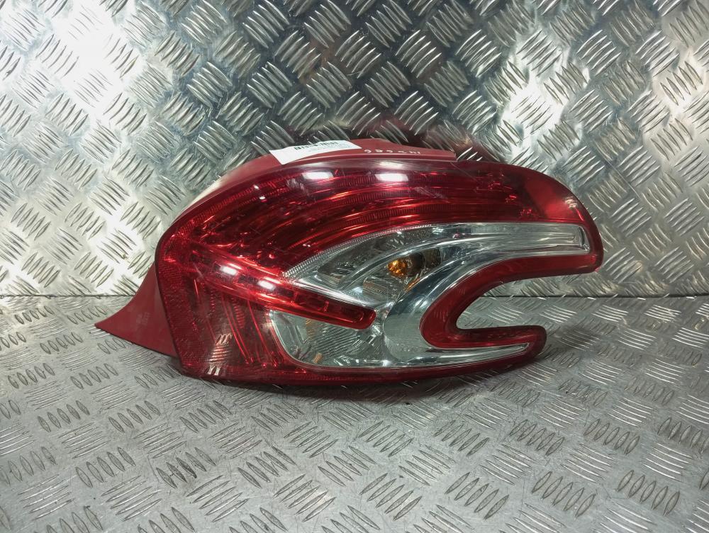 фонарь задний правый Peugeot 208 1 поколение 2013, цвет, 9672628380 - фото №1