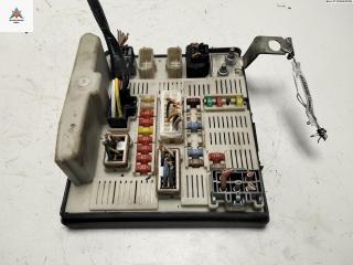 блок предохранителей Renault Megane 2 поколение [рестайлинг] 2008, 1.5 л., дизель, МКПП, чёрный, универсал, 8200481866