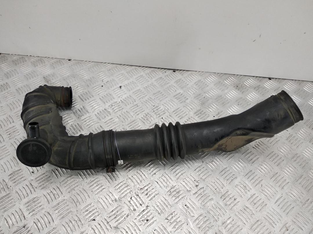 патрубок турбины Hyundai Matrix 2006, 1.5 л., дизель, 28139-17700