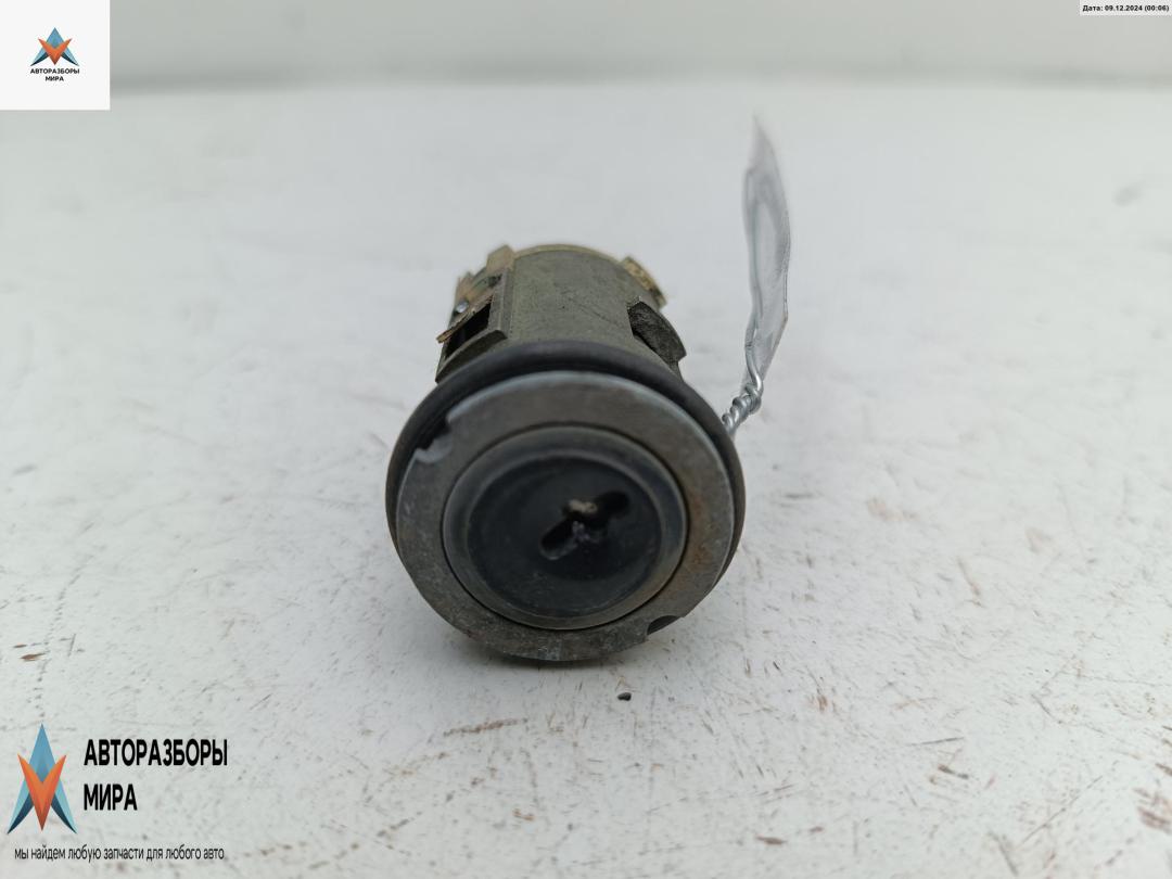 личинка дверного замка Citroen Jumpy 1 поколение 2001, 2.0 л., дизель, МКПП, белый, фургон - фото №1