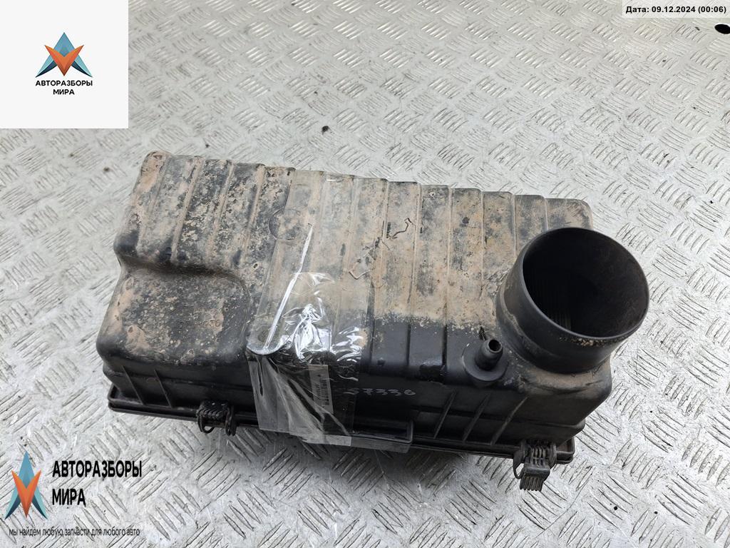 корпус воздушного фильтра Fiat Scudo 1 поколение 2000, 1.9 л., дизель, МКПП, белый, фургон - фото №1