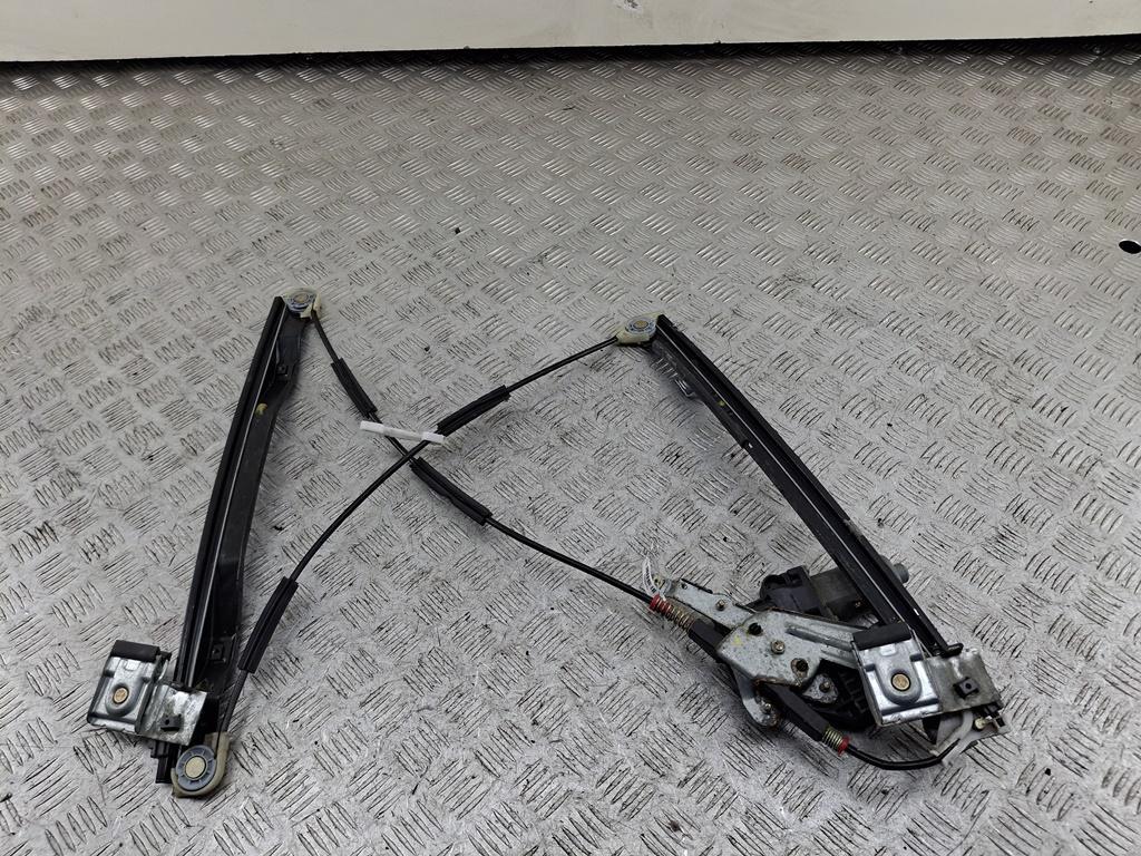 стеклоподъемник электрический передний правый Ford Mondeo III 2005, 2.0 л., дизель, МКПП, серый, универсал, 1S71F23200