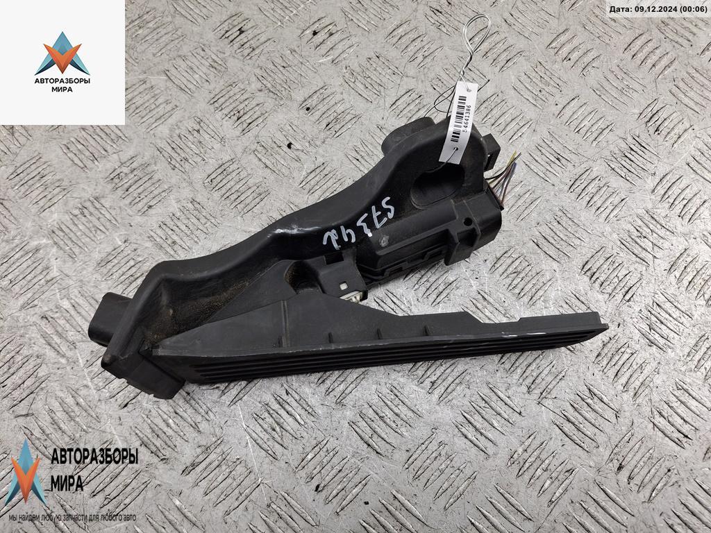 педаль Volkswagen Passat B7 2012, 2.5 л., бензин, АКПП, синий, седан - фото №1