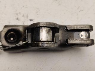 коромысло клапана (рокер) Peugeot 307 1 поколение [рестайлинг] 2005, 1.6 л., дизель, МКПП, чёрный, универсал, 9HZ