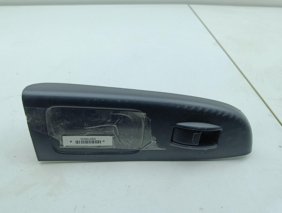 кнопка стеклоподъемника переднего правого Honda Accord 6 поколение 1999, 2.0 л., бензин, МКПП, серый, седан, S1AM18602 - фото №1