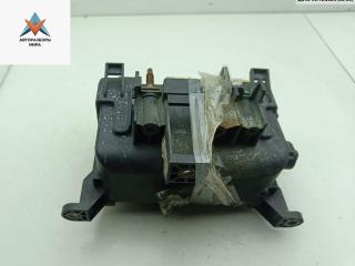 блок предохранителей Ford Transit 8 поколение 2013, 2.2 л., дизель, МКПП, белый, микроавтобус, 6C1T14A067AB