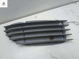 заглушка (решетка) в бампер Opel Omega B 1996, 2.0 л., бензин, МКПП, красный, седан, 90458187