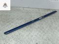 молдинг двери передней левой Peugeot 307 1 поколение 2003, 2.0 л., бензин, МКПП, синий, универсал, 9634011177 - фото №2