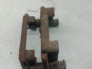 скоба суппорта Ford Mondeo 3 поколение [рестайлинг] 2005, 2.0 л., дизель, МКПП, чёрный, универсал