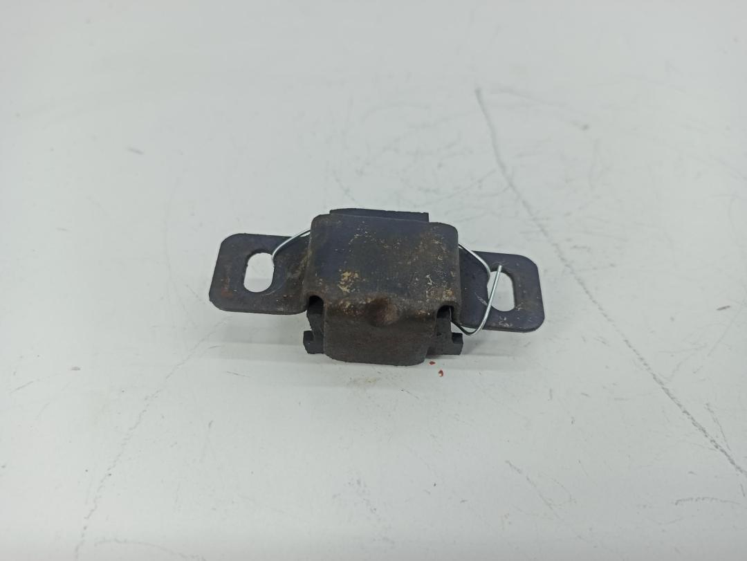 кронштейн радиатора Audi A6 C5 1998, 2.8 л., бензин, МКПП, серый, универсал, 4D020427