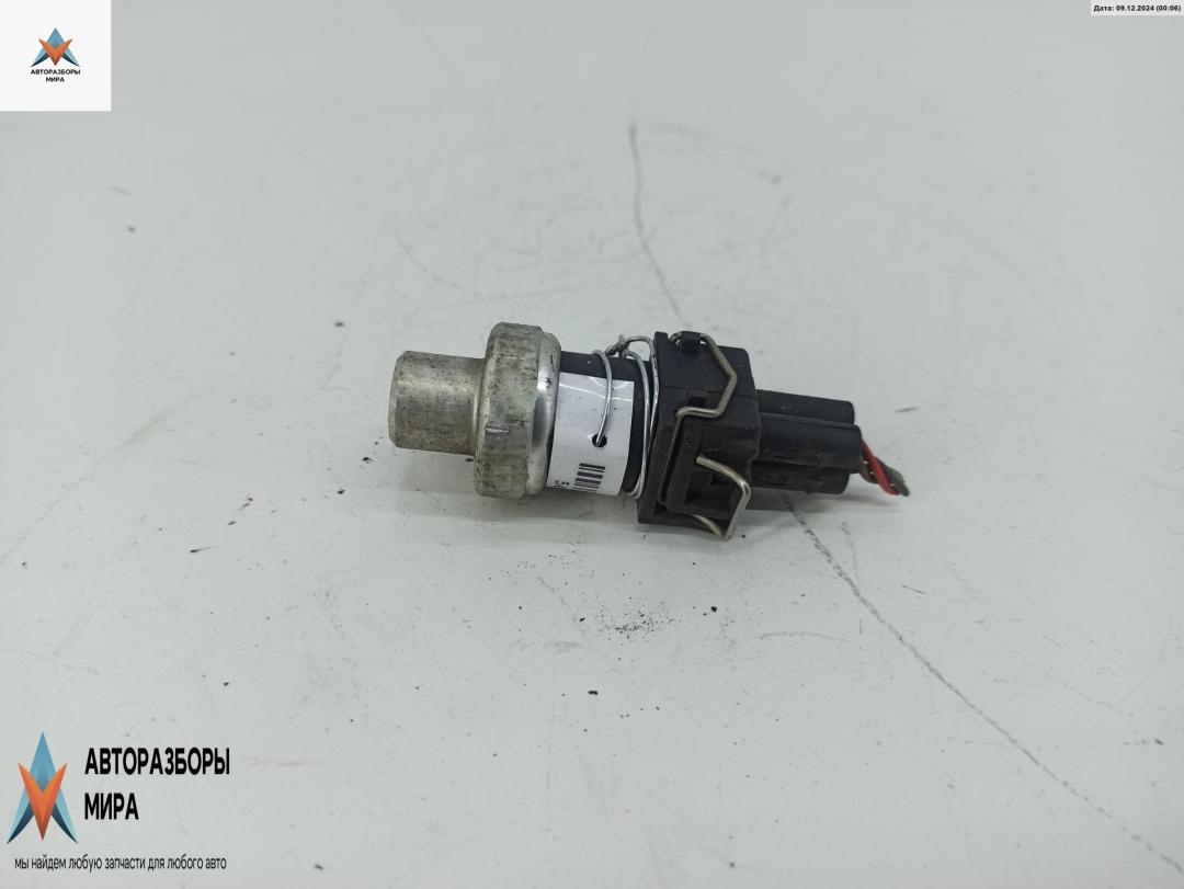 датчик кондиционера Audi A6 4B/C5 1998, 2.8 л., бензин, МКПП, серый, универсал, 8D0959482B - фото №1