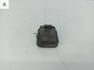 кронштейн радиатора Audi A6 4B/C5 1998, 2.4 л., бензин, МКПП, серый, универсал, 8D0121276