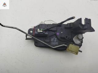 замок двери передней правой Opel Astra H 2004, 2.0 л., бензин, МКПП, зелёный, универсал, 13105935