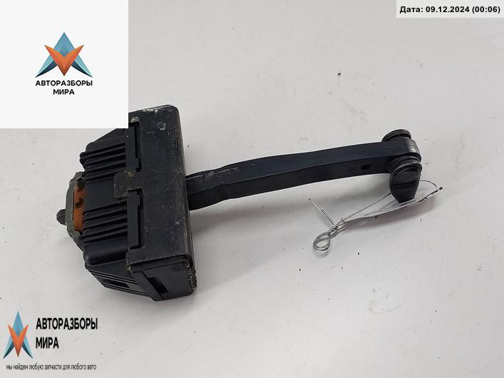 ограничитель открывания двери BMW 5 серия E60/E61 2006, универсал, 7033609 - фото №1