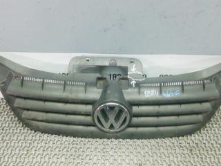 решетка радиатора Volkswagen Touran 1 поколение 2005, 2.0 л., дизель, МКПП, минивэн