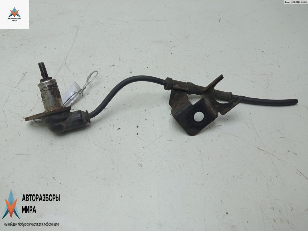 датчик ABS Mazda 323 BJ 1999, 1.5 л., бензин, МКПП, зелёный, хетчбэк 5 дв. - фото №1