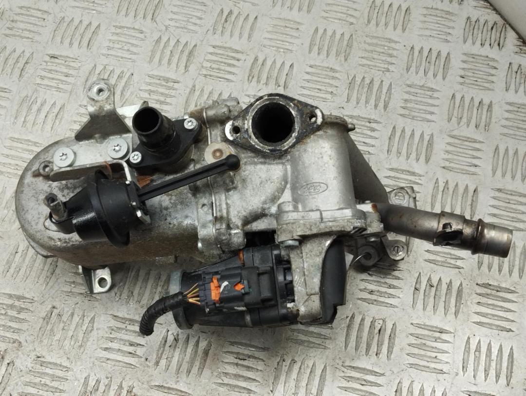 охладитель EGR / Радиатор EGR Ford Focus III 2015, 1.5 л., дизель, МКПП, серый, универсал, VPEFMH19206AC