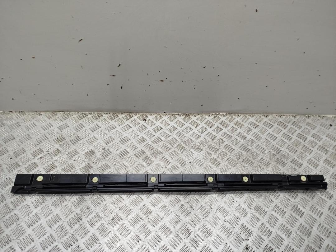 кронштейн (крепление) BMW 7 F01/F02 2012, 3.0 л., гибрид, АКПП, серый, седан, 51777187101, 7187101