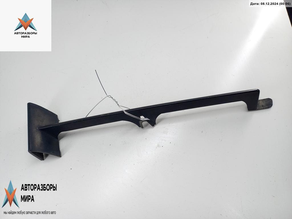 заглушка (решетка) в бампер BMW 3 серия E46 1999, 2.8 л., бензин, АКПП, серый, седан, 8192877 - фото №1