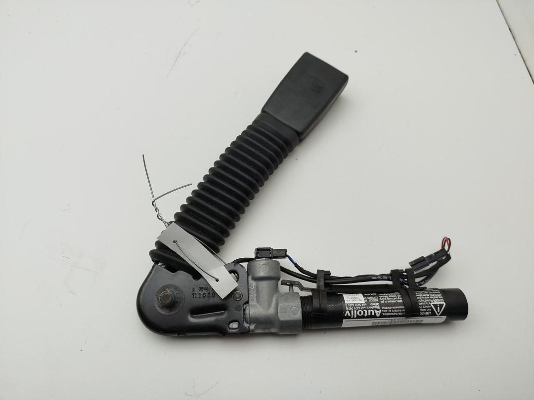 замок ремня безопасности BMW 7 F01/F02 2012, 3.0 л., гибрид, АКПП, серый, седан, 72117328842, 7328842