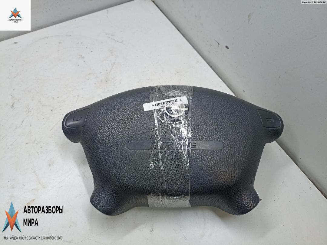 подушка безопасности водителя Opel Omega B 1997, 2.5 л., бензин, АКПП, зелёный, седан, 90494655 - фото №1