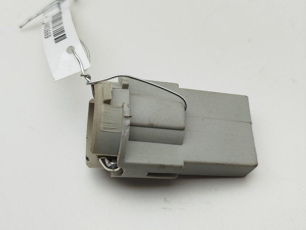 Патрон лампы фонаря BMW 5 E60/E61 2006, 2.5 л., дизель, МКПП, серый, универсал, 2489804