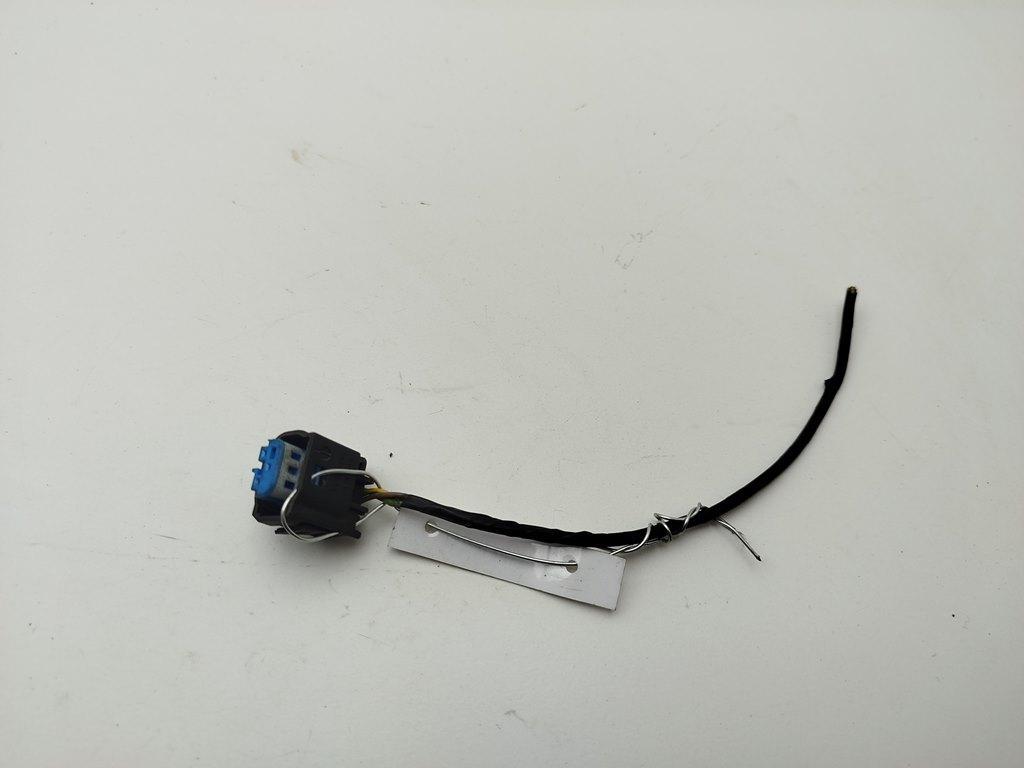 разъем (фишка) проводки BMW 3 E46 1999, 1.9 л., бензин, МКПП, синий, седан, 1452049