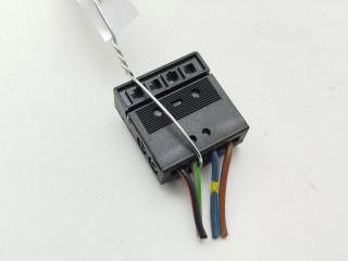 разъем (фишка) проводки BMW 5 E60/E61 2006, 2.5 л., дизель, МКПП, серый, универсал, 6984746