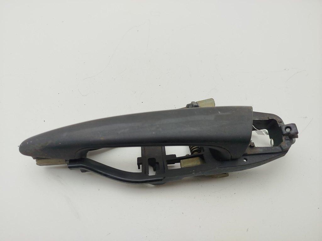 ручка наружная передняя левая BMW 3 E46 2002, 2.0 л., бензин, МКПП, чёрный, универсал, 8253453