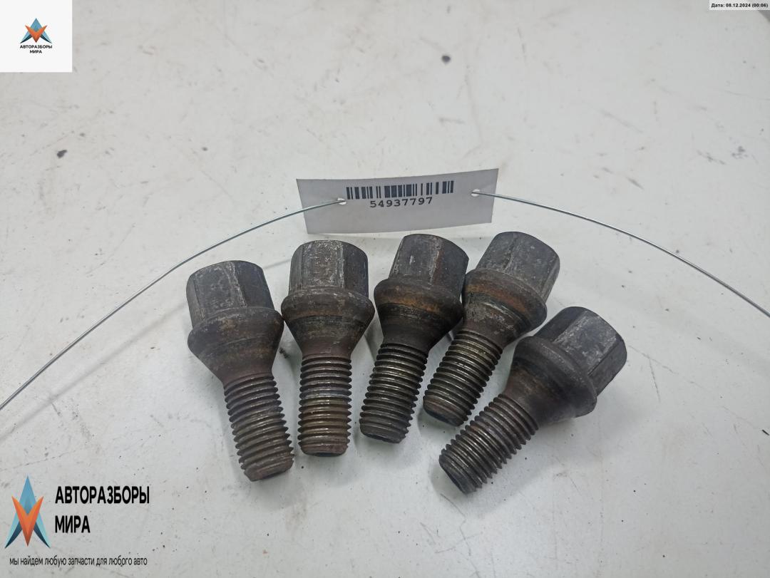 болт колесный Opel Zafira 1 поколение (A) 1999, 1.8 л., бензин, МКПП, красный, минивэн - фото №1