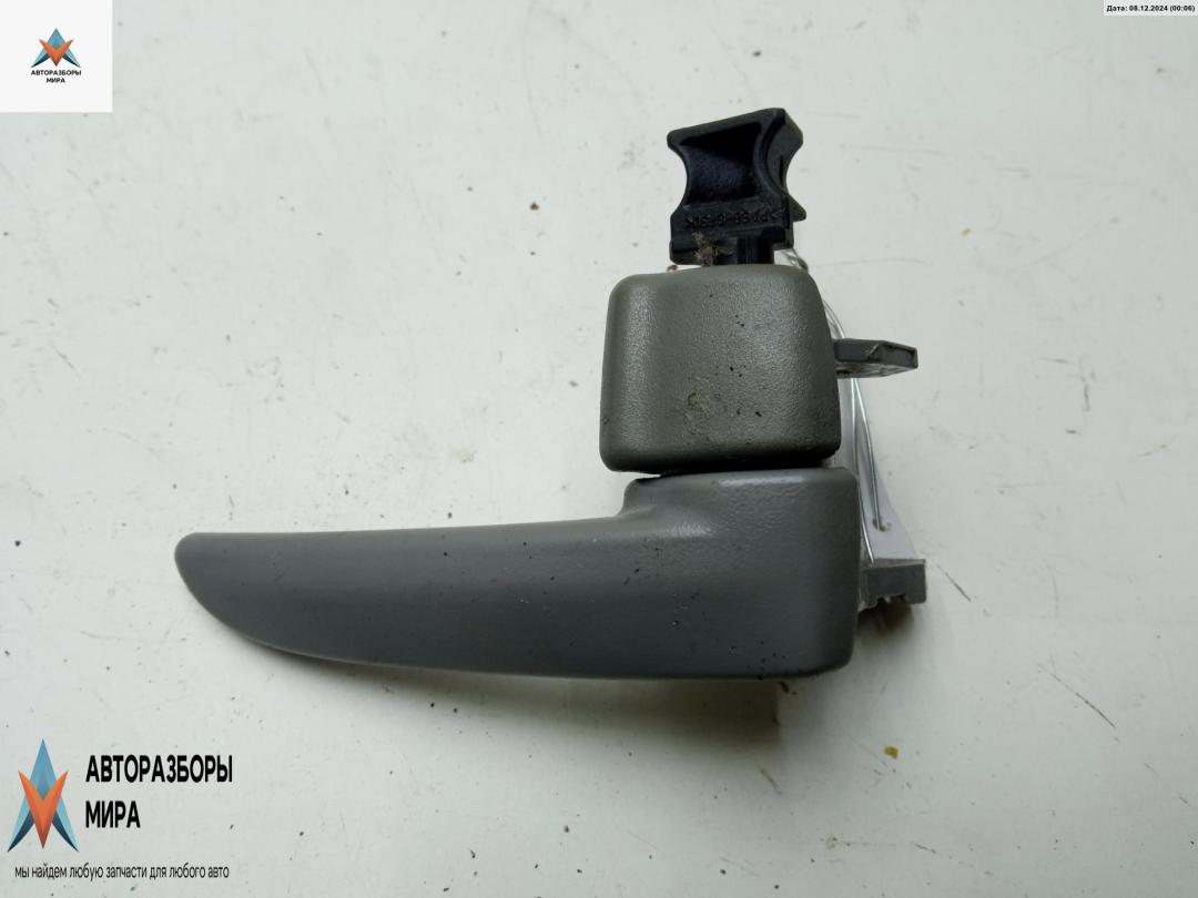 ручка внутренняя передняя правая Mazda 3 BK 2005, 1.4 л., бензин, МКПП, серый, хетчбэк 5 дв. - фото №1