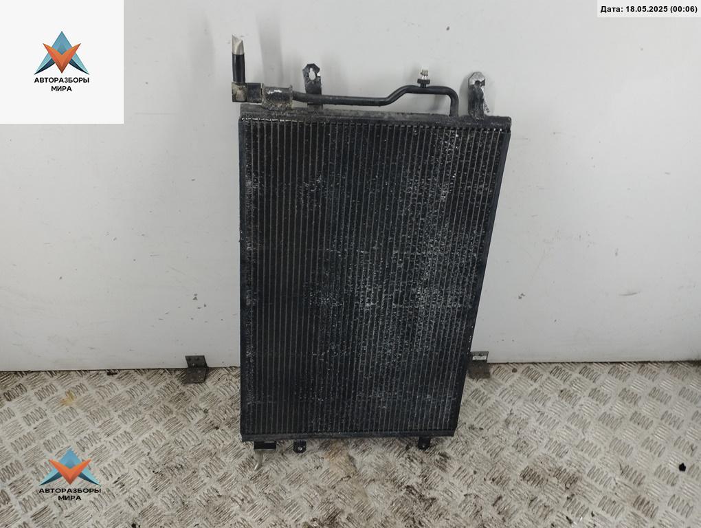 радиатор кондиционера Audi A4 B6 2004, 2.0 л., бензин, МКПП, серый, универсал - фото №1