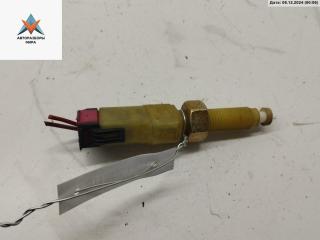 Датчик (включатель) стоп-сигнала Audi A4 B5 1995, 1.8 л., бензин, МКПП, красный, универсал, 443945515