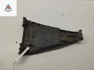 крепление ( кронштейн ) крыла Audi A4 B5 1995, универсал, 8D0807283