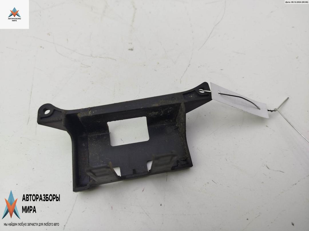 кронштейн (крепление) Opel Vectra C 2004, 1.9 л., дизель, МКПП, серый, универсал, 159889 - фото №1