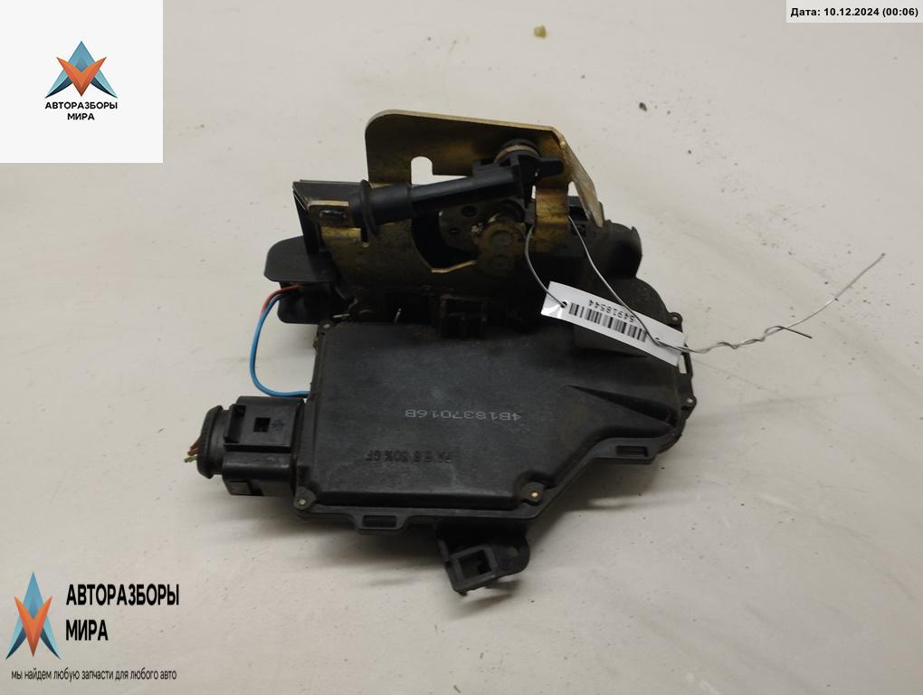 замок двери передней правой Audi A6 4B/C5 1998, 1.8 л., бензин, МКПП, синий, седан, 4B1837016B - фото №1