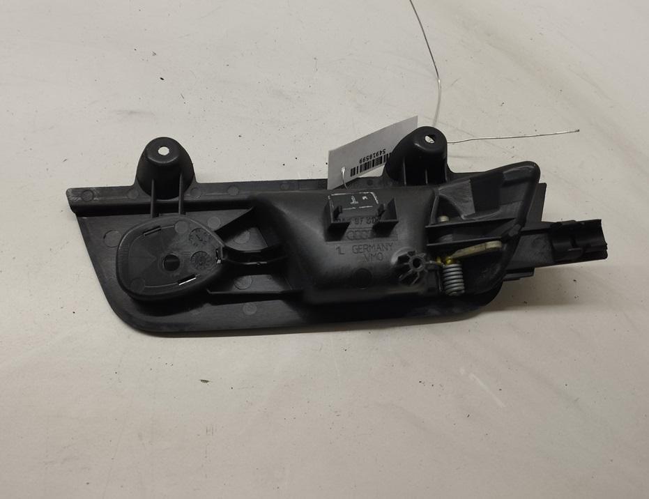 ручка внутренняя задняя левая Audi A4 B6 2003, 2.5 л., дизель, АКПП, синий, универсал, 8E0839019