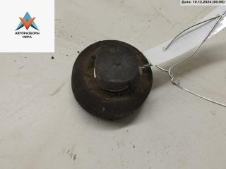 кронштейн радиатора Audi A4 B5 1997, 1.8 л., бензин, АКПП, красный, седан, 8D0121275